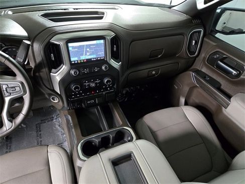 Used 2022 Chevrolet Silverado 1500 LTZ w/ Safety Package II image 17