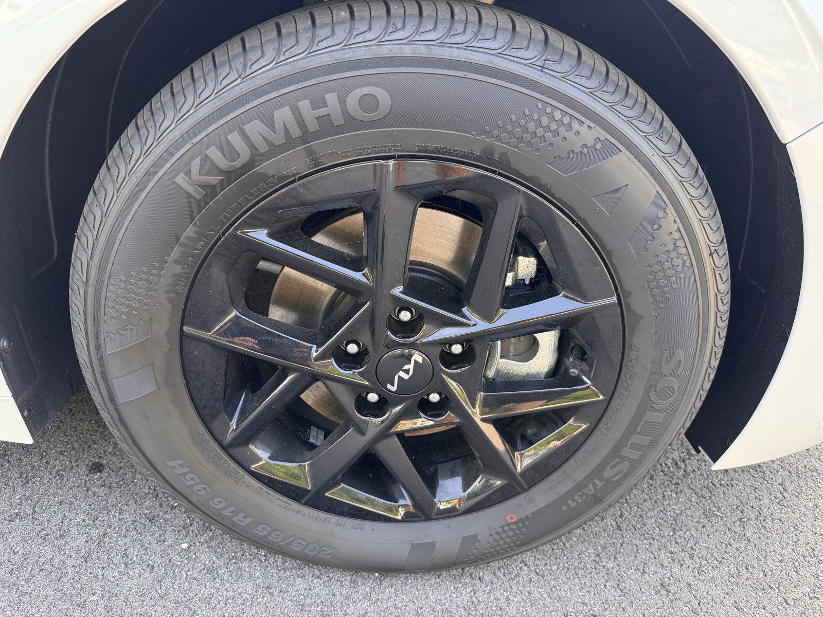 New 2026 Kia K5 LXS FWD image 24