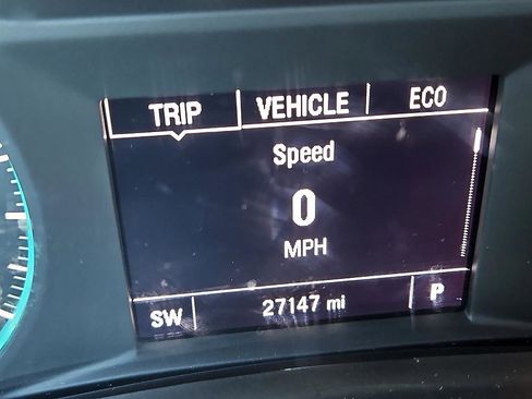 Used 2022 Chevrolet Equinox LS image 24