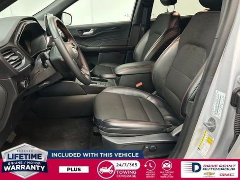 Used 2025 Ford Escape ST-Line image 14