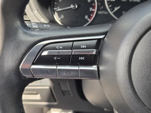 Used 2022 MAZDA MAZDA3 s image 16