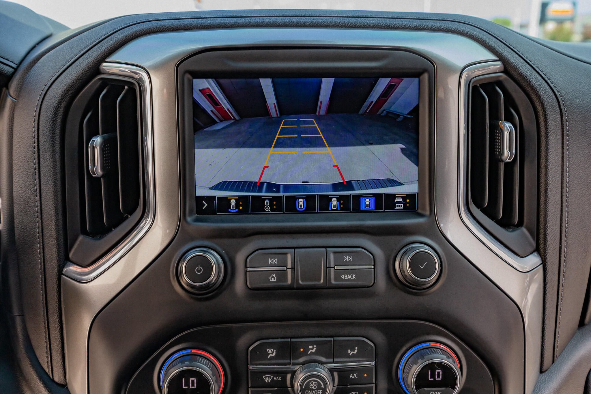 Used 2021 Chevrolet Silverado 2500 LTZ w/ Z71 Chrome Sport Edition AWD/4WD image 26