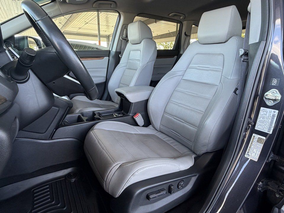 Used 2019 Honda CR-V Touring image 9
