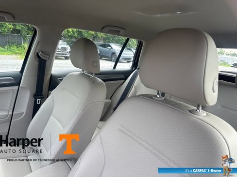 Used 2017 Volkswagen Golf Alltrack S AWD/4WD image 12