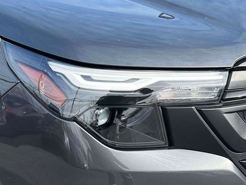 Used 2025 Subaru Forester image 12