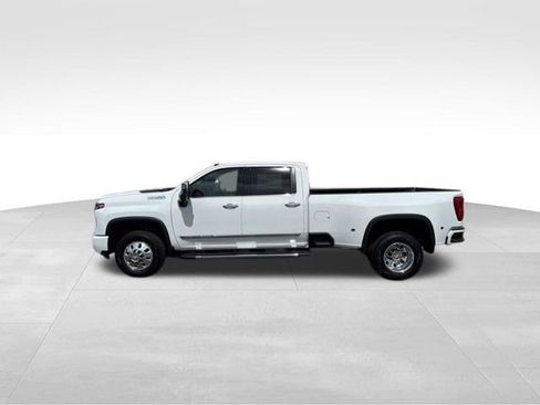 New 2026 Chevrolet Silverado 3500 High Country w/ High Country Premium Package AWD/4WD image 8