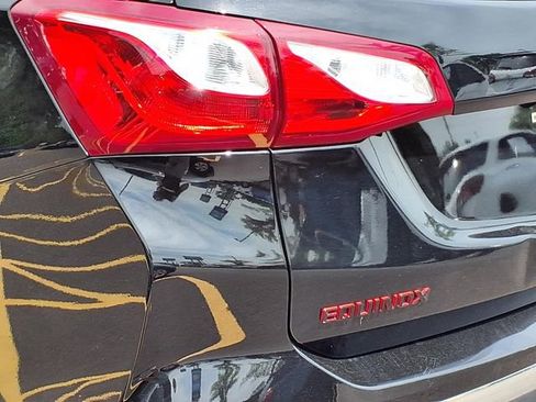 Used 2020 Chevrolet Equinox LT FWD image 24
