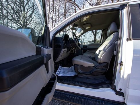 Used 2019 Ford F150 XL w/ XL Power Equipment Group image 8