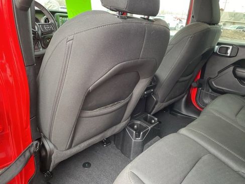 Used 2021 Jeep Wrangler Unlimited Sport image 28