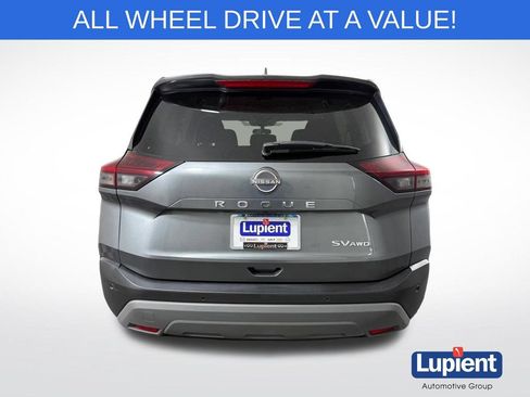 Used 2023 Nissan Rogue SV AWD/4WD image 6