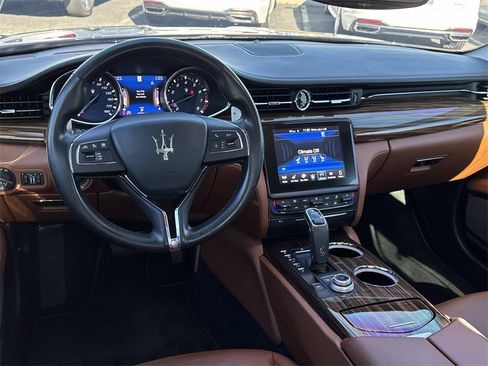 Used 2019 Maserati Quattroporte S image 6
