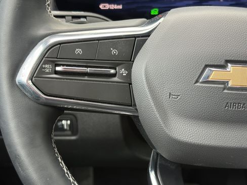 Used 2024 Chevrolet Equinox EV LT w/ LPO, Blackout Package AWD/4WD image 16