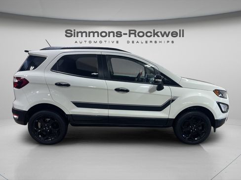 Used 2022 Ford EcoSport SES image 4
