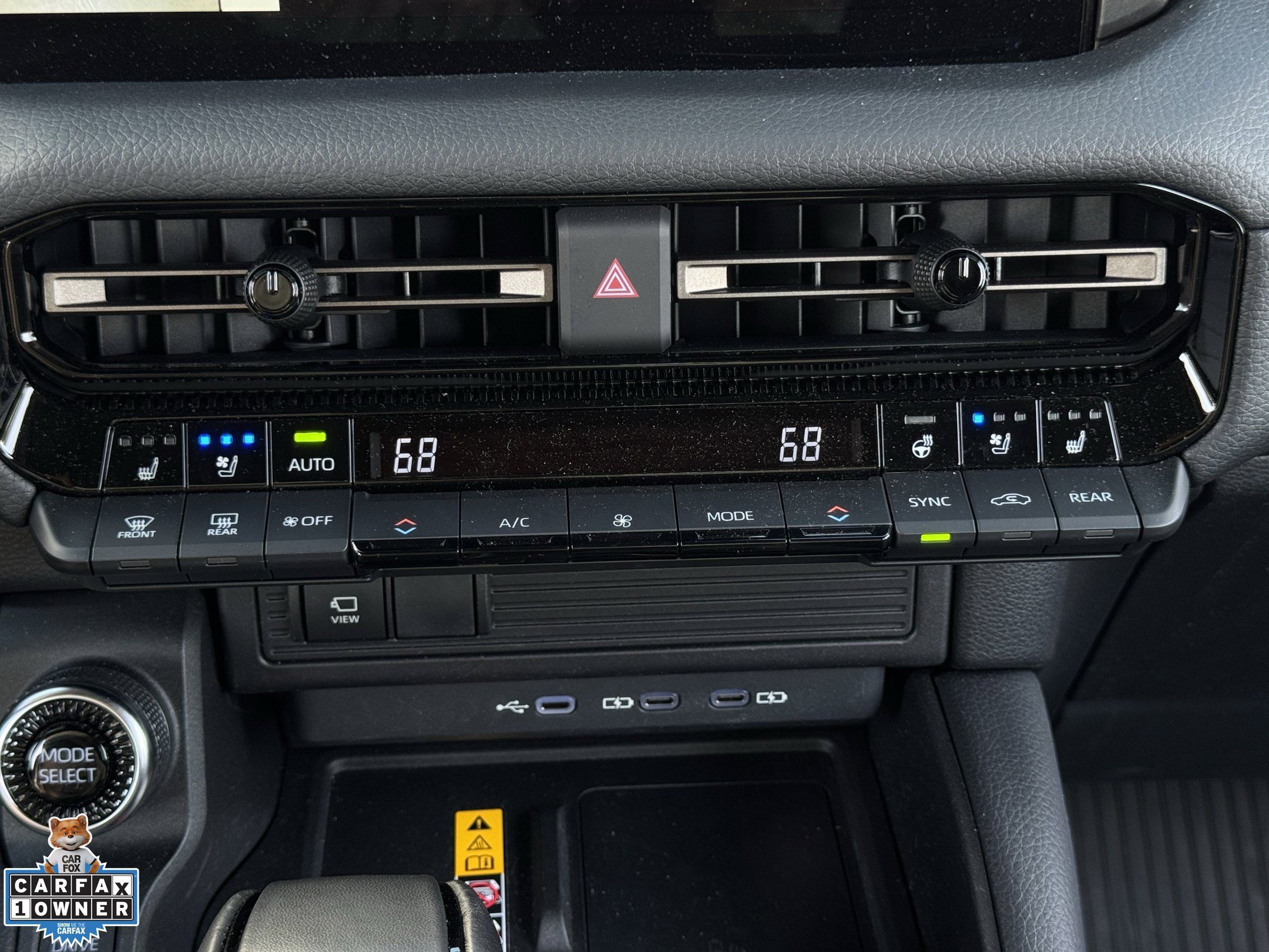 Used 2025 Toyota Land Cruiser w/ Premium Package AWD/4WD image 19