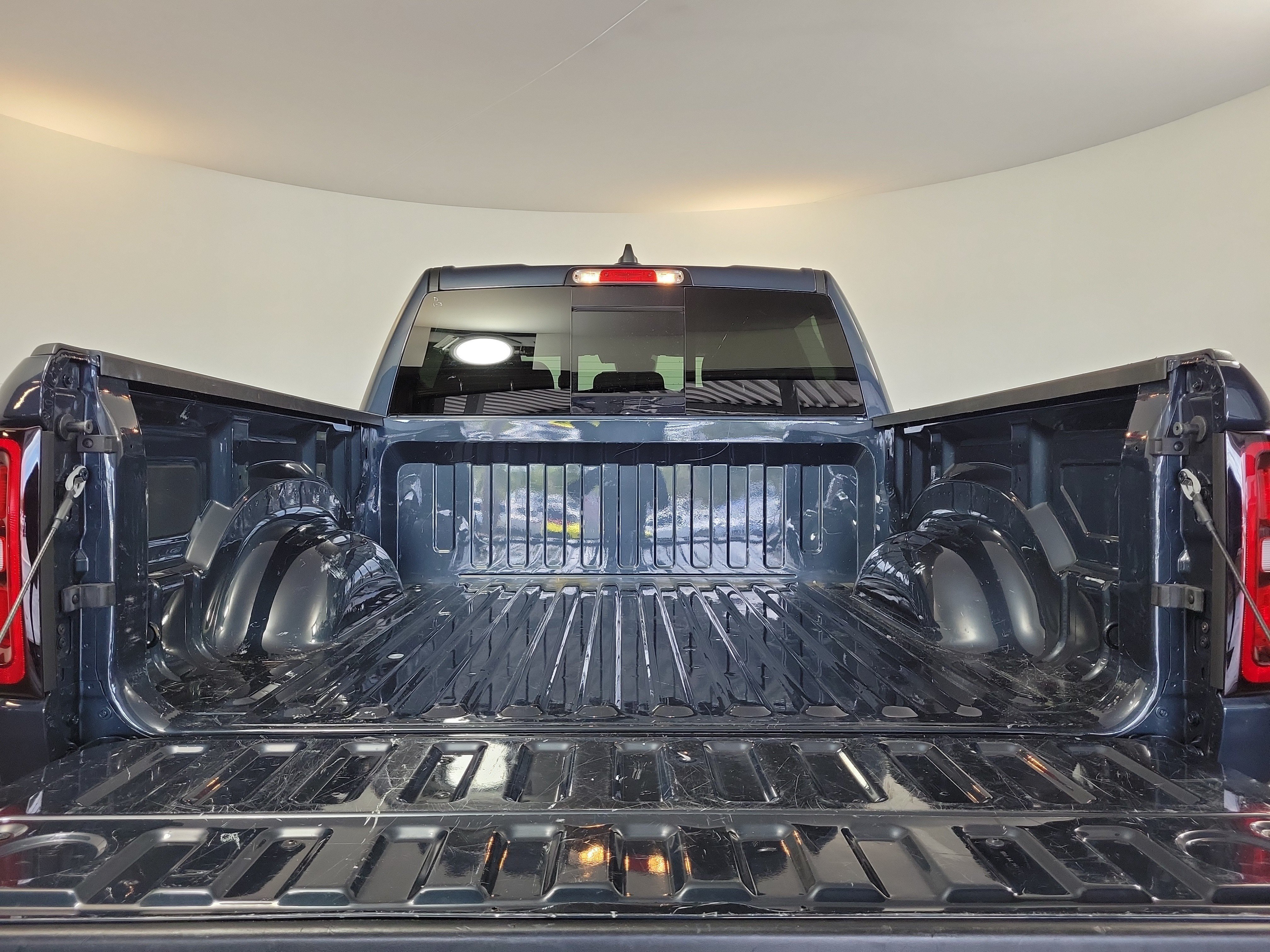 Used 2026 RAM 1500 Big Horn w/ Night Edition RWD image 23