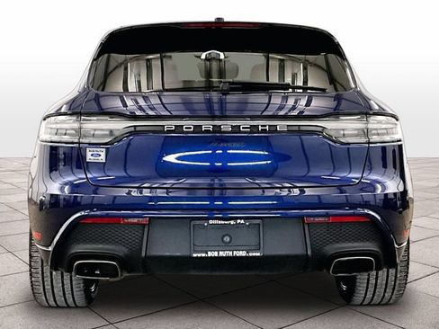 Used 2023 Porsche Macan AWD/4WD image 4