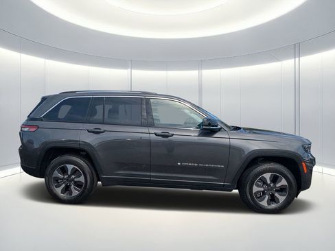 Used 2022 Jeep Grand Cherokee Limited 4xe AWD/4WD image 3