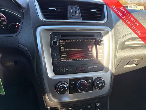 Used 2014 GMC Acadia SLE image 23