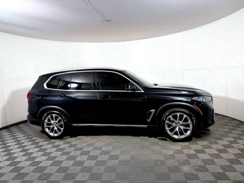 Certified 2024 BMW X5 xDrive40i w/ Premium Package AWD/4WD image 7