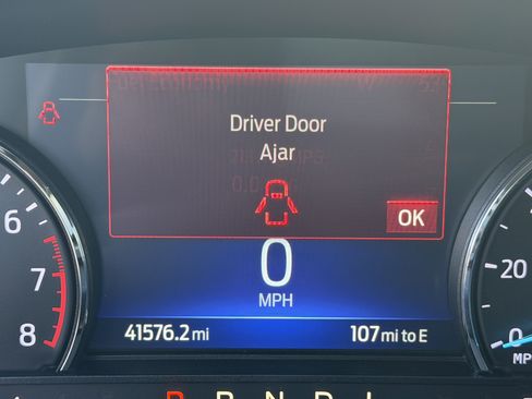 Certified 2023 Ford Explorer XLT w/ Equipment Group 202A image 14