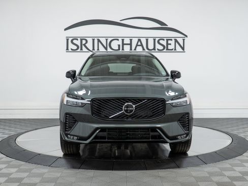 New 2026 Volvo XC60 B5 Plus w/ Climate Package image 2