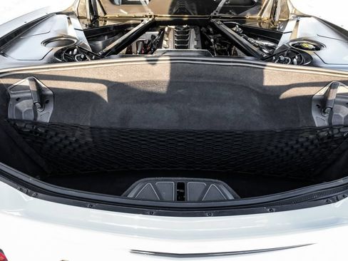 Used 2020 Chevrolet Corvette Stingray Preferred Cpe w/ 2LT Preferred Equipment Group RWD image 45