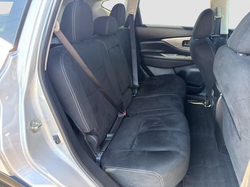 Used 2018 Nissan Murano SV w/ Premium Package FWD image 19