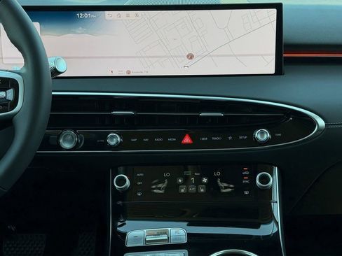 New 2026 Genesis GV70 2.5T image 10