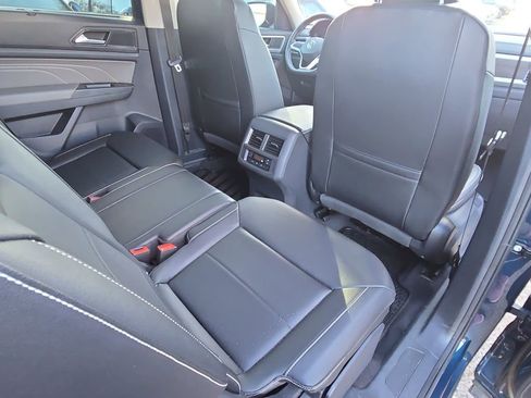 Used 2023 Volkswagen Atlas SE image 11