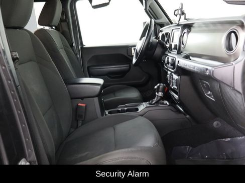 Used 2018 Jeep Wrangler Unlimited Sport S image 19