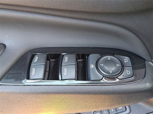 Certified 2023 Chevrolet Equinox Premier image 22