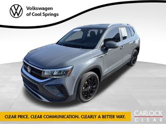 Used 2023 Volkswagen Taos SE w/ Panoramic Sunroof Package FWD video 1