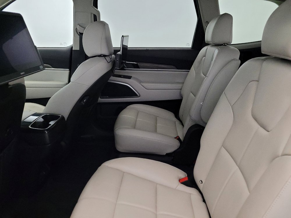 Used 2022 Kia Telluride EX w/ EX Premium Package FWD image 18