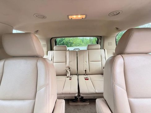Used 2013 Chevrolet Tahoe LTZ AWD/4WD image 13