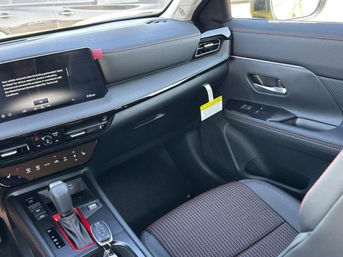 New 2026 Nissan Kicks SR w/ SR Premium Package image 13