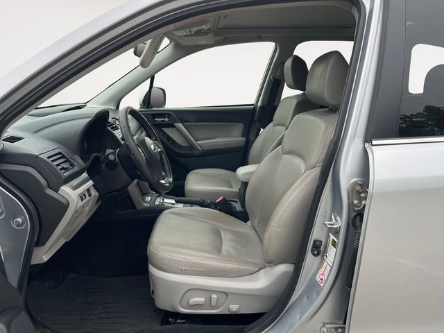 Used 2014 Subaru Forester 2.5i Limited AWD/4WD image 9