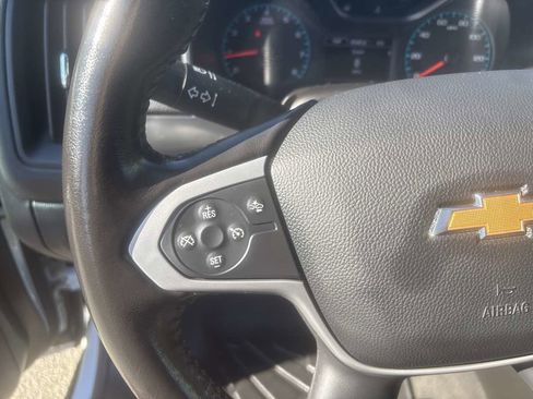 Used 2021 Chevrolet Colorado LT w/ Safety Package image 12