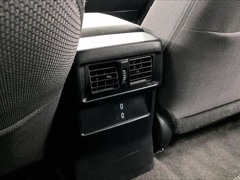 Used 2025 Toyota 4Runner SR5 AWD/4WD image 33