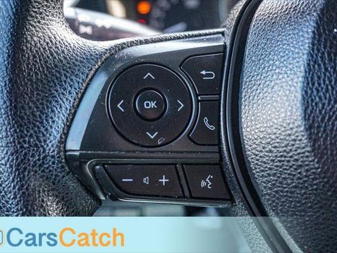 Used 2021 Toyota Corolla LE image 32