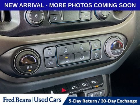 Used 2022 Chevrolet Colorado Z71 image 17