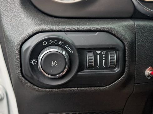 Used 2019 Jeep Wrangler Unlimited Sport S image 27