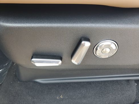 New 2027 Lincoln Navigator Black Label AWD/4WD image 13