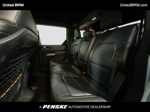 Used 2022 Ford Bronco Badlands image 12