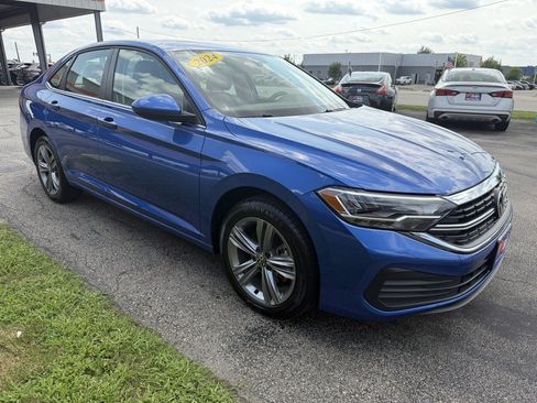 Used 2024 Volkswagen Jetta SE FWD image 7