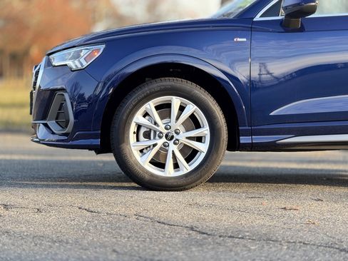 New 2025 Audi Q3 2.0T Premium image 2