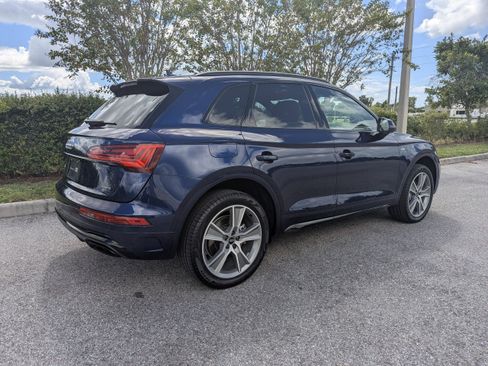 Certified 2025 Audi Q5 2.0T Premium w/ Convenience Plus Package image 4