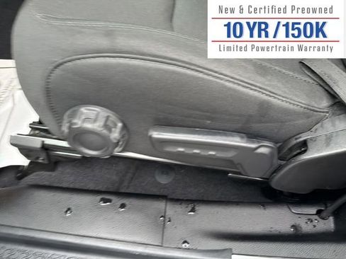 Used 2023 Jeep Wrangler Sport image 13