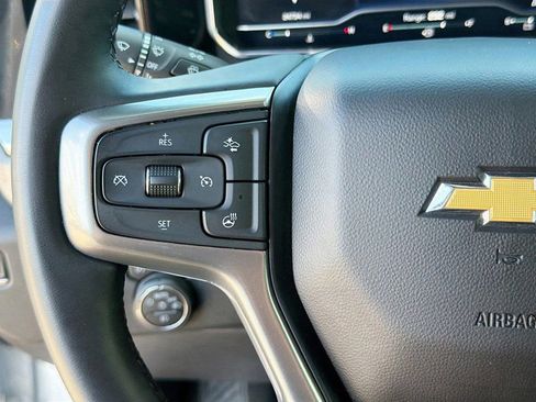 Used 2025 Chevrolet Silverado 2500 LTZ w/ LTZ Convenience Package image 38