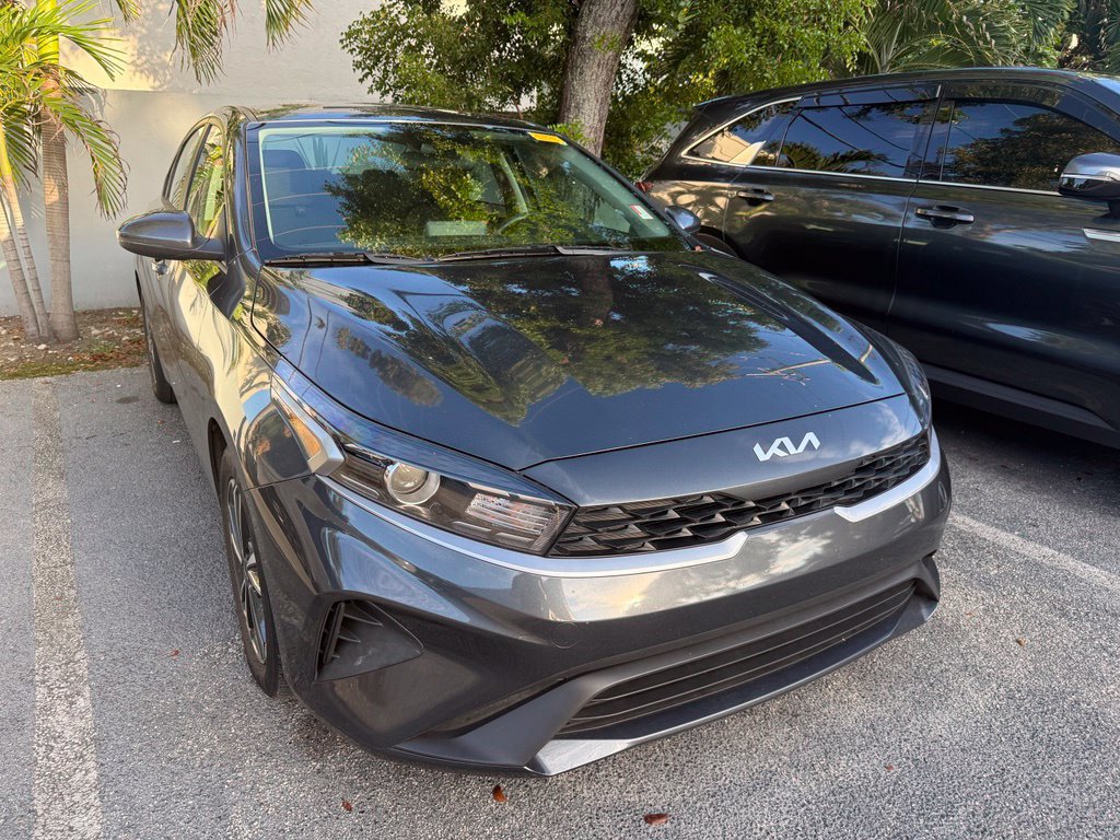 Certified 2024 Kia Forte LXS FWD image 1
