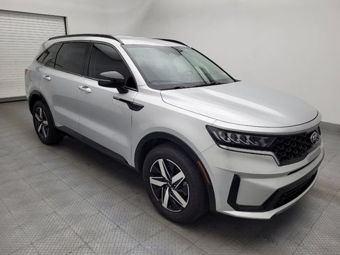 Used 2021 Kia Sorento S FWD image 13